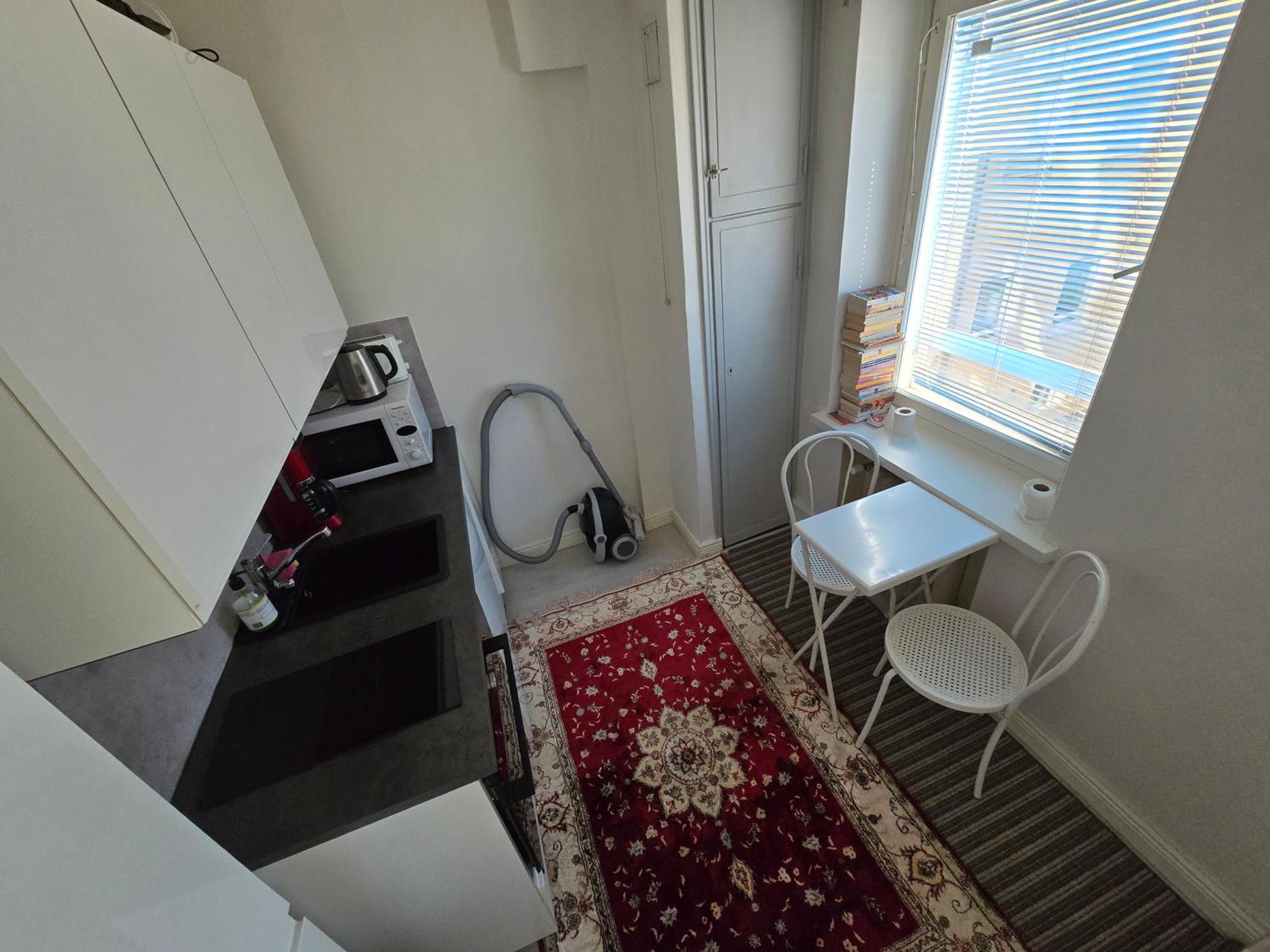 Centric Cozy Entire Studio In Kallio, Helsinki Exterior photo